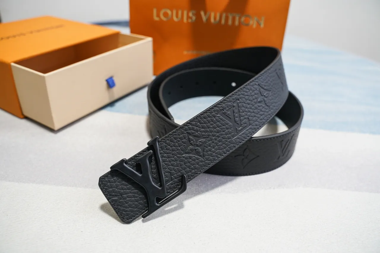 Louis Vuitton LV Turn Lock Black Grained Leather Belt 9