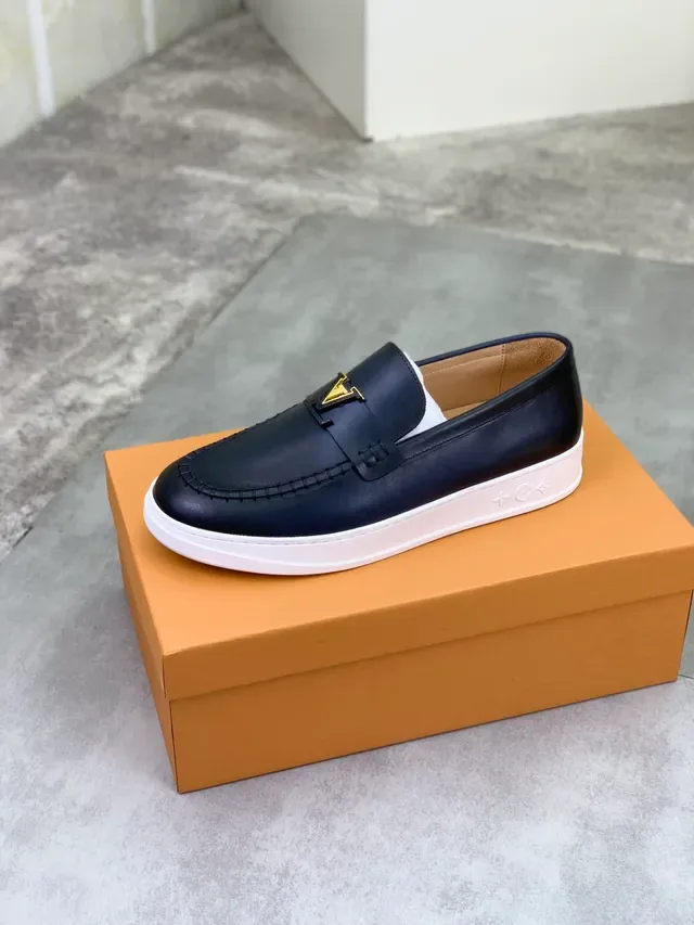 Louis Vuitton LV Twist Loafer Black White Leather Moc-Toe Stitching Loafer 4