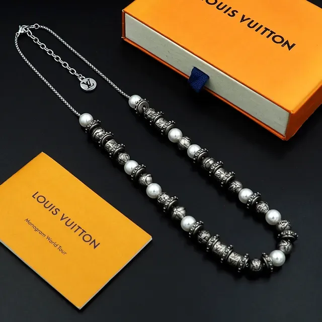 Louis Vuitton LV Whisper Beads Silver-Tone and White Beaded Necklace 6