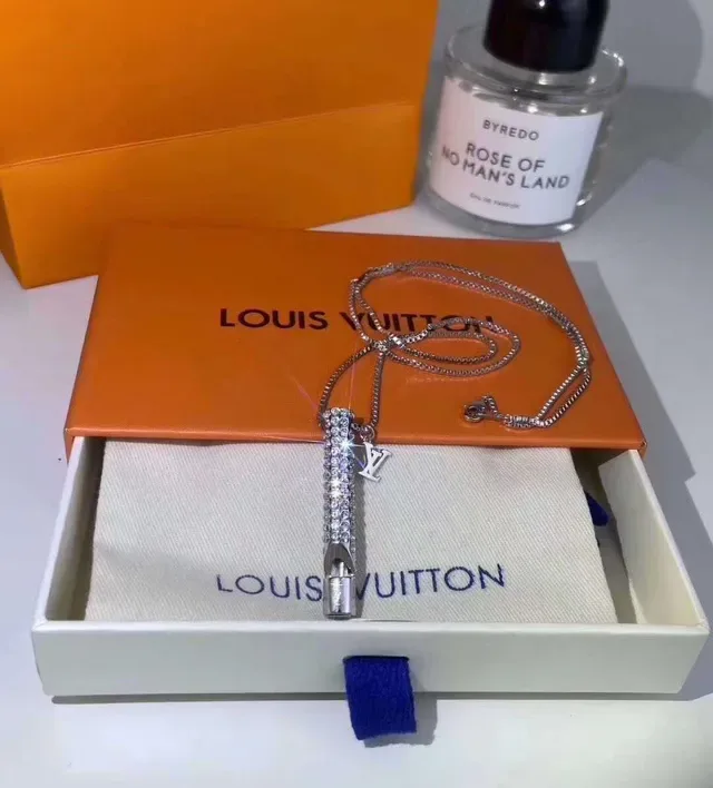 Louis Vuitton LV Whistle Pavé-Crystal Cylinder Pendant Necklace 2