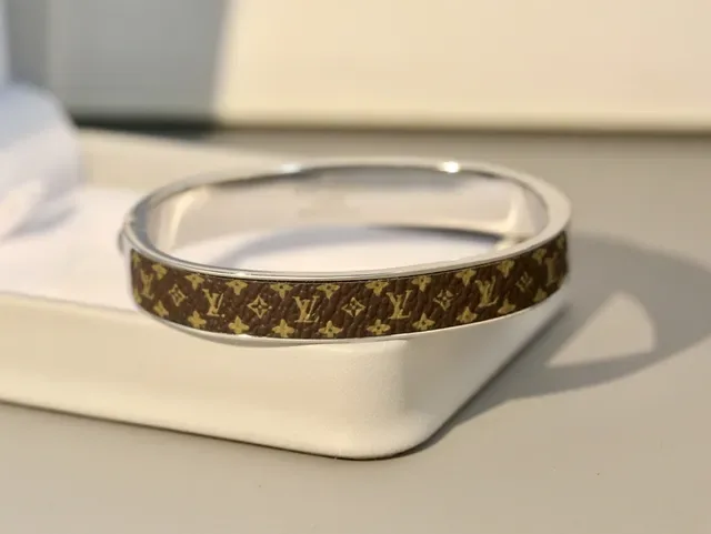Louis Vuitton Monogram Canvas Bangle Brown Gold Hinged Inlay Bracelet 5