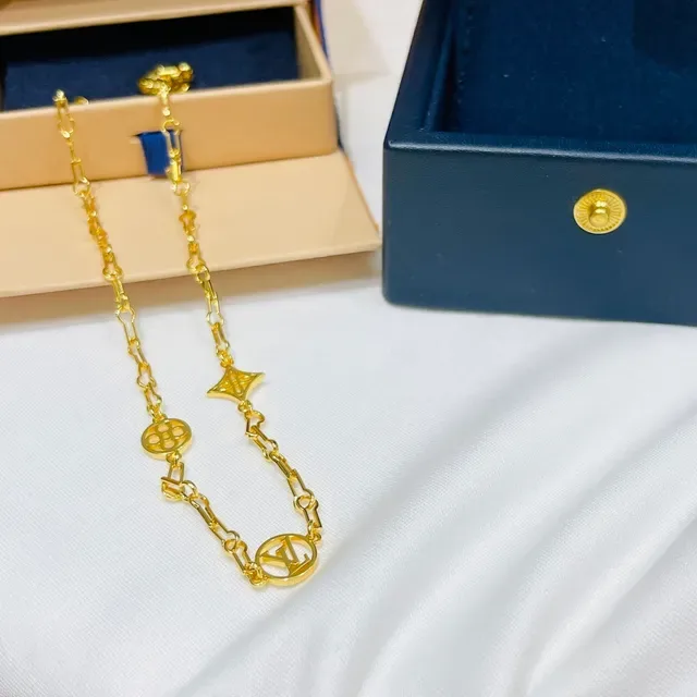 Louis Vuitton Monogram Chain Gold-Tone Geometric Charm Bracelet 3