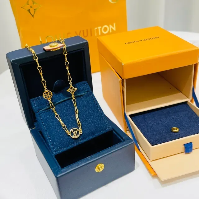 Louis Vuitton Monogram Chain Gold-Tone Geometric Charm Bracelet 4