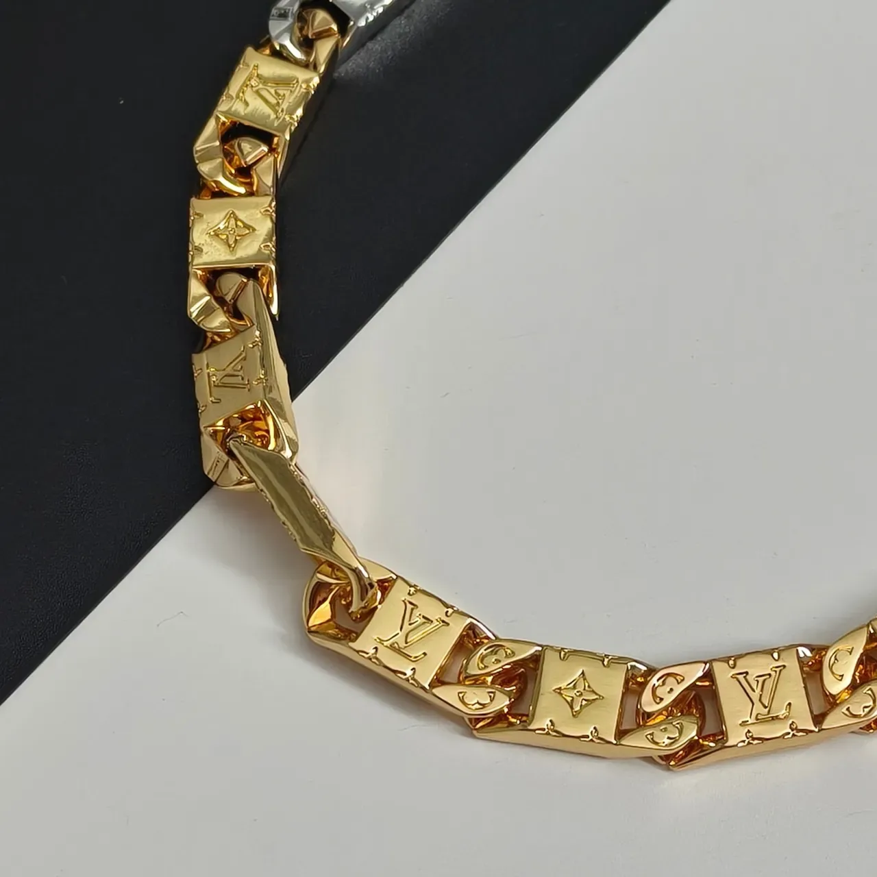 Louis Vuitton Monogram Chain Necklace Gold and Silver Tone Necklaces 5