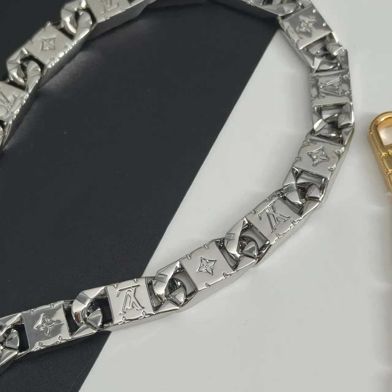 Louis Vuitton Monogram Chain Necklace Gold and Silver Tone Necklaces 6
