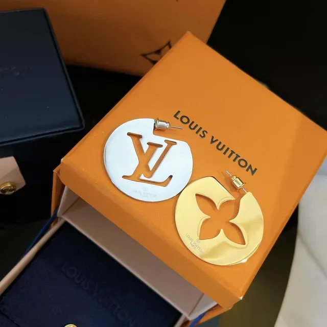 Louis Vuitton Monogram Disc Gold White Oversized Circular Earrings 3