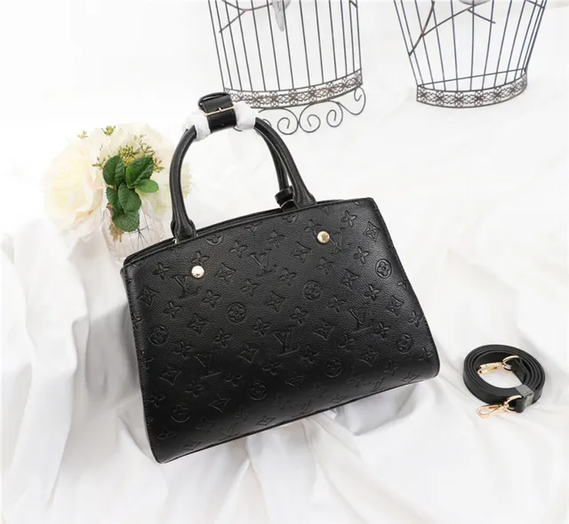 Louis Vuitton Monogramme Embossé Sac Tote Rose 8
