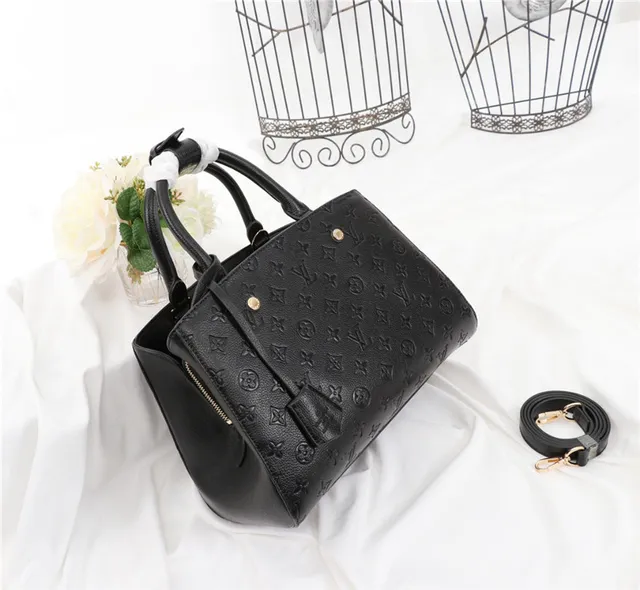 Louis Vuitton Monogramme Embossé Sac Tote Rose 9