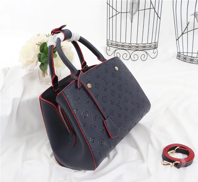 Louis Vuitton Monogramme Embossé Sac Tote Rose 18