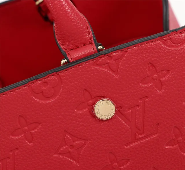 Louis Vuitton Monogramme Embossé Sac Tote Rose 22