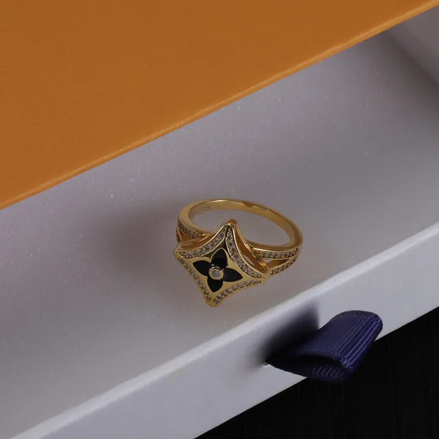Louis Vuitton Monogram Fleur Or Noir Chaîne à maillons Quatrefoil Floral Motif Collier 2
