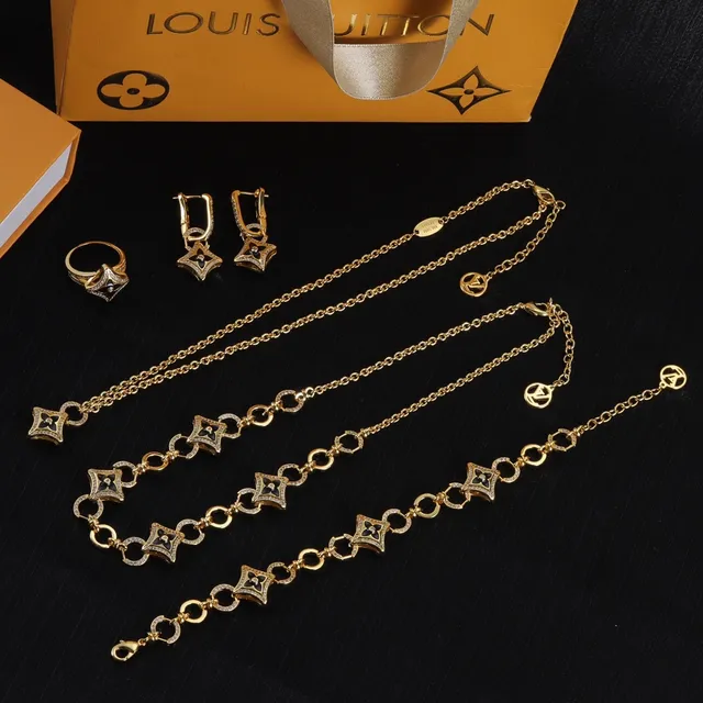 Louis Vuitton Monogram Fleur Or Noir Chaîne à maillons Quatrefoil Floral Motif Collier 9