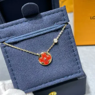 Louis Vuitton Monogram Flower 红色珐琅金项链