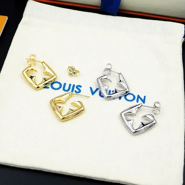 Louis Vuitton Monogram Flower Square Stud Earrings 2