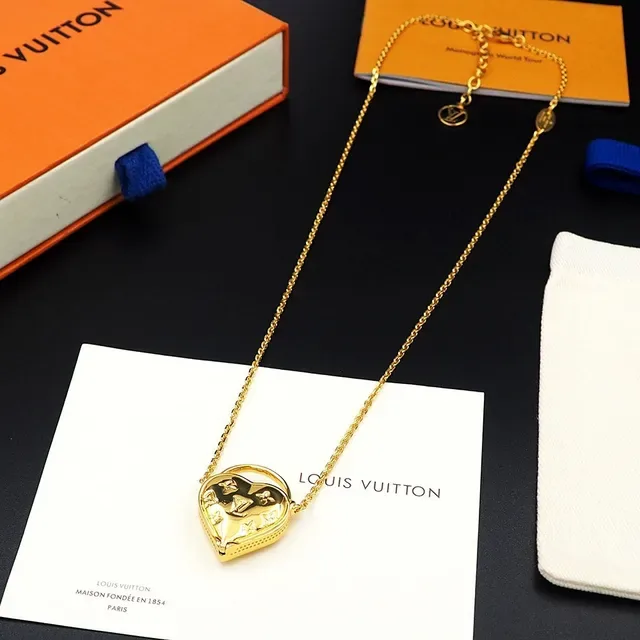 Louis Vuitton Monogram Heart Pendant Gold-Tone Necklace 8