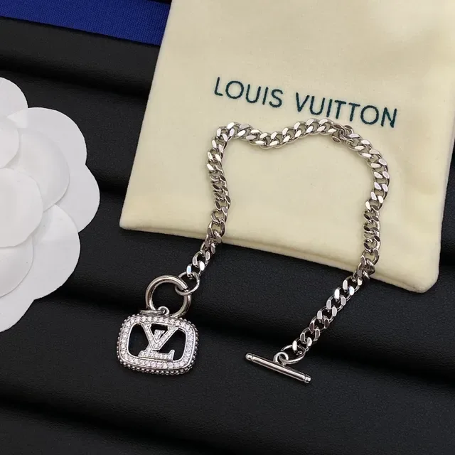 Louis Vuitton Monogram Jewelry Silver Black Curb Chain Pavé Crystal Necklace 3