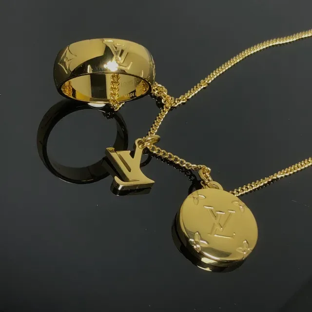 Louis Vuitton Monogram Multi-Charm Pendant Necklace 4