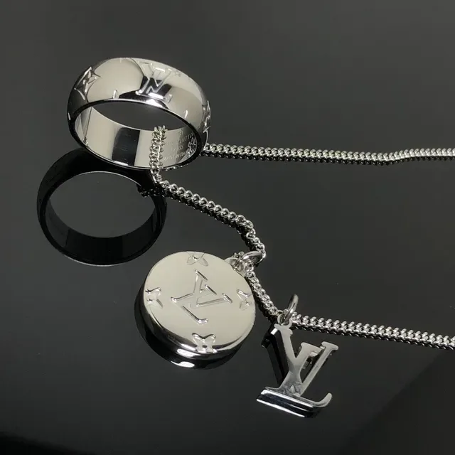 Louis Vuitton Monogram Multi-Charm Pendant Necklace 5