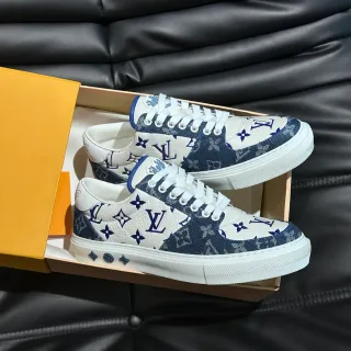 Louis Vuitton Monogram-Print সাদা এবং নেভি লাইফস্টাইল স্নিকার্স