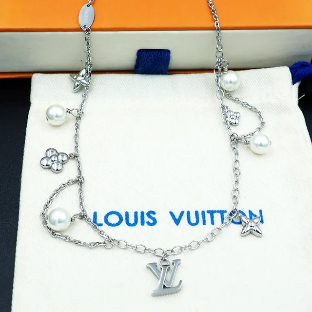 Louis Vuitton Multi-Charms Gold-Tone Pearl Necklace 7