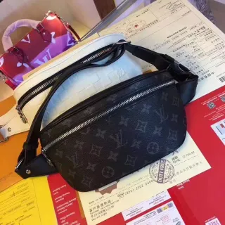 Louis Vuitton Multi Pochette Accessoires Belt Bag Black Monogram-Coated Canvas Dual-Zippered Fashion Belt Bag