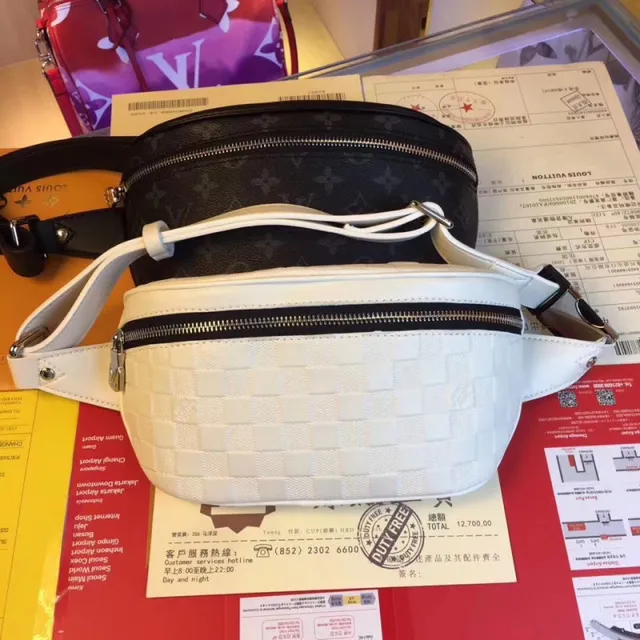 Louis Vuitton Multi Pochette Accessoires Belt Bag Black Monogram-Coated Canvas Dual-Zippered Fashion Belt Bag 18