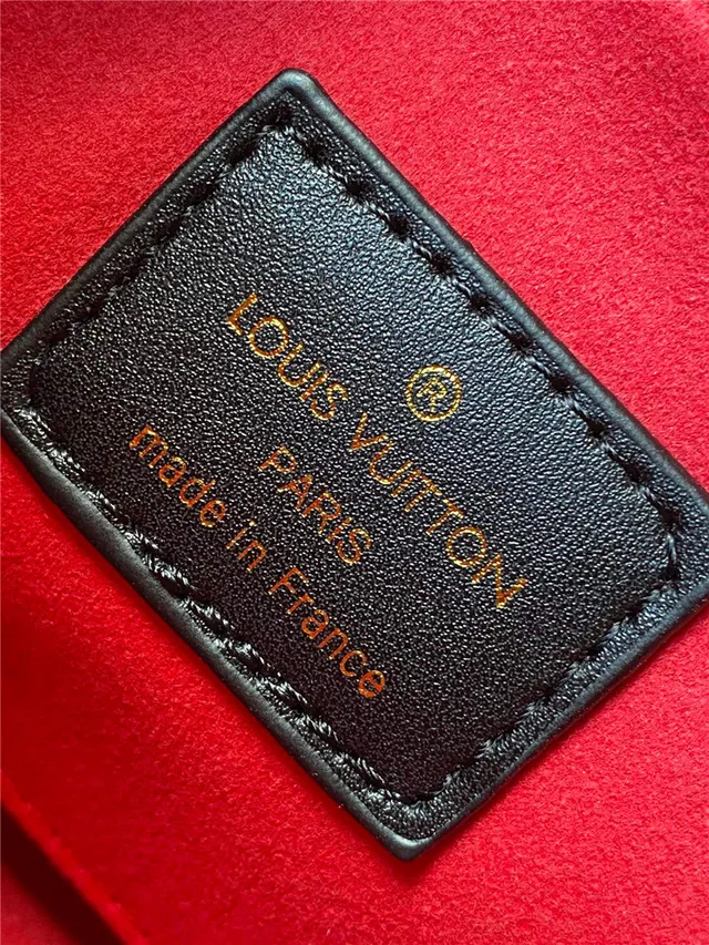 Louis Vuitton Multi Pochette Accessoires Black Gold Embossed Monogram Chain Strap Crossbody Bag 20