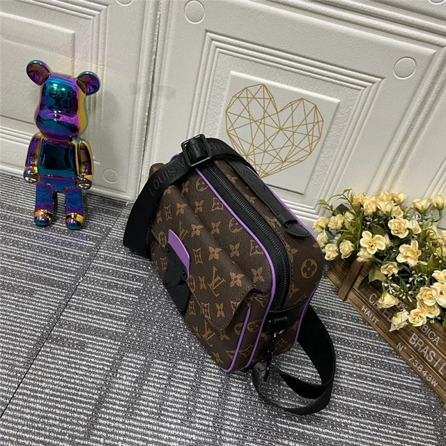 Louis Vuitton Multi Pochette Accessoires Bolsa mensageira marrom verde monograma lona acentuação de canal 10