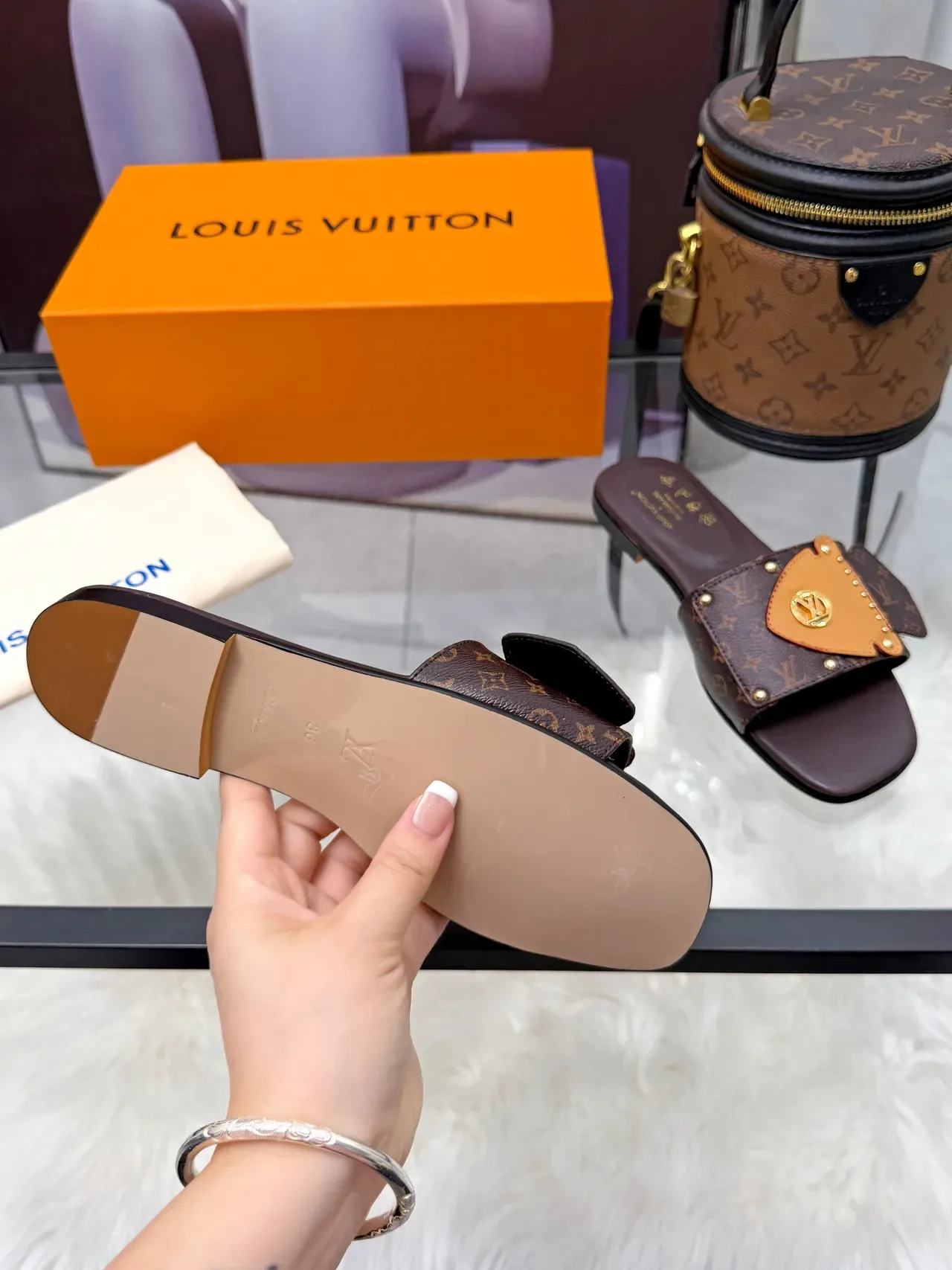 Louis Vuitton Multicolor Beige Flat Slide Monogram Canvas Slippers 13