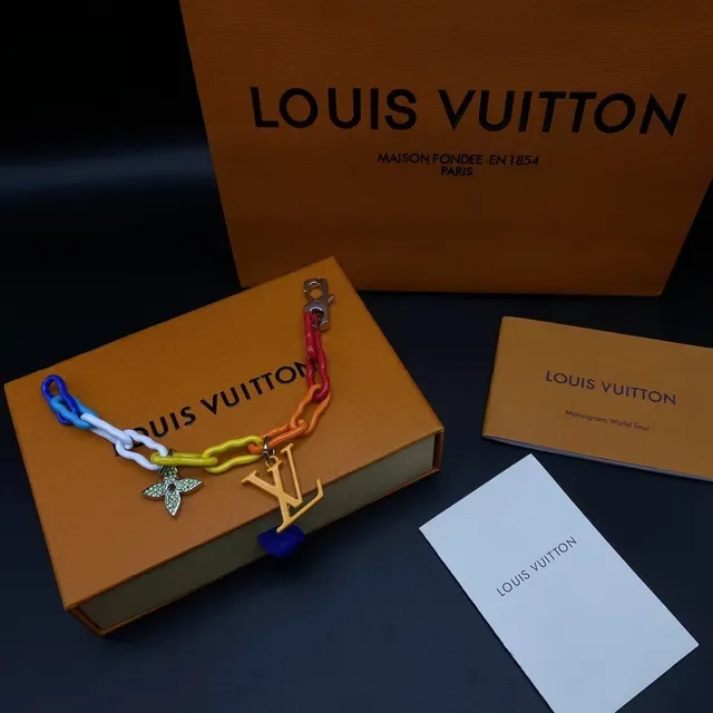 Louis Vuitton Multicolor Resin Chain LV Monogram Flower Charm Bracelet 2