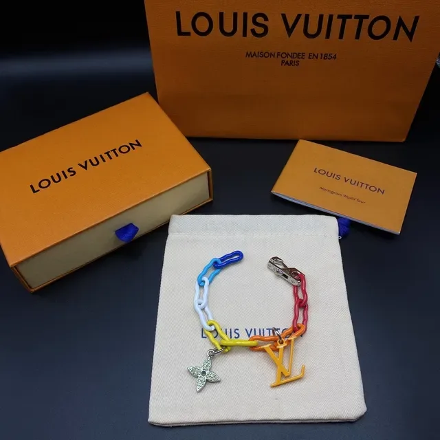 Louis Vuitton Multicolor Resin Chain LV Monogram Flower Charm Bracelet 3