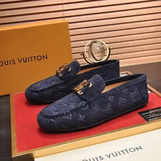 Louis Vuitton नेवी गोल्ड मोनोग्राम्ड सूड ट्विस्ट-लॉक बकल लोफर