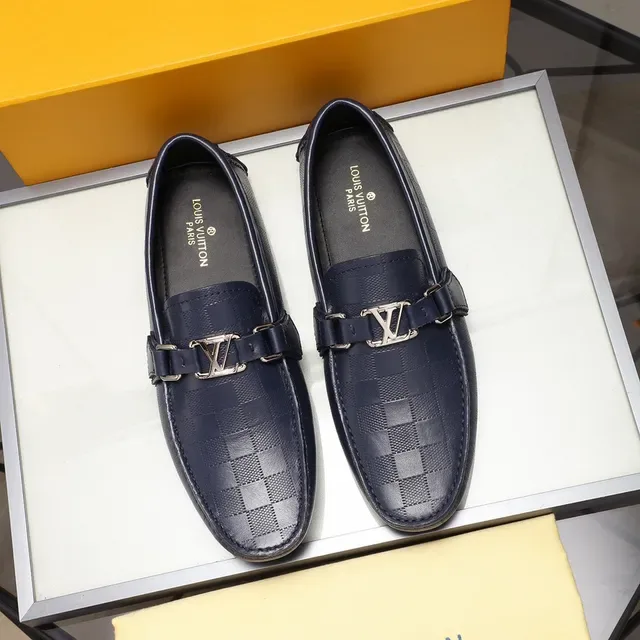 Loafer Louis Vuitton Couro Matelassé Navy Silver Fivela Metal LV Buckle Alça 3
