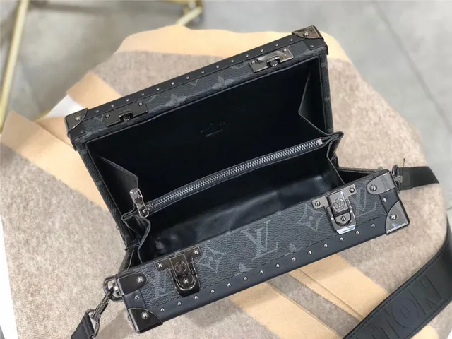 Louis Vuitton Petite Malle Sac Tote Noir Monogramme Style Malle 12