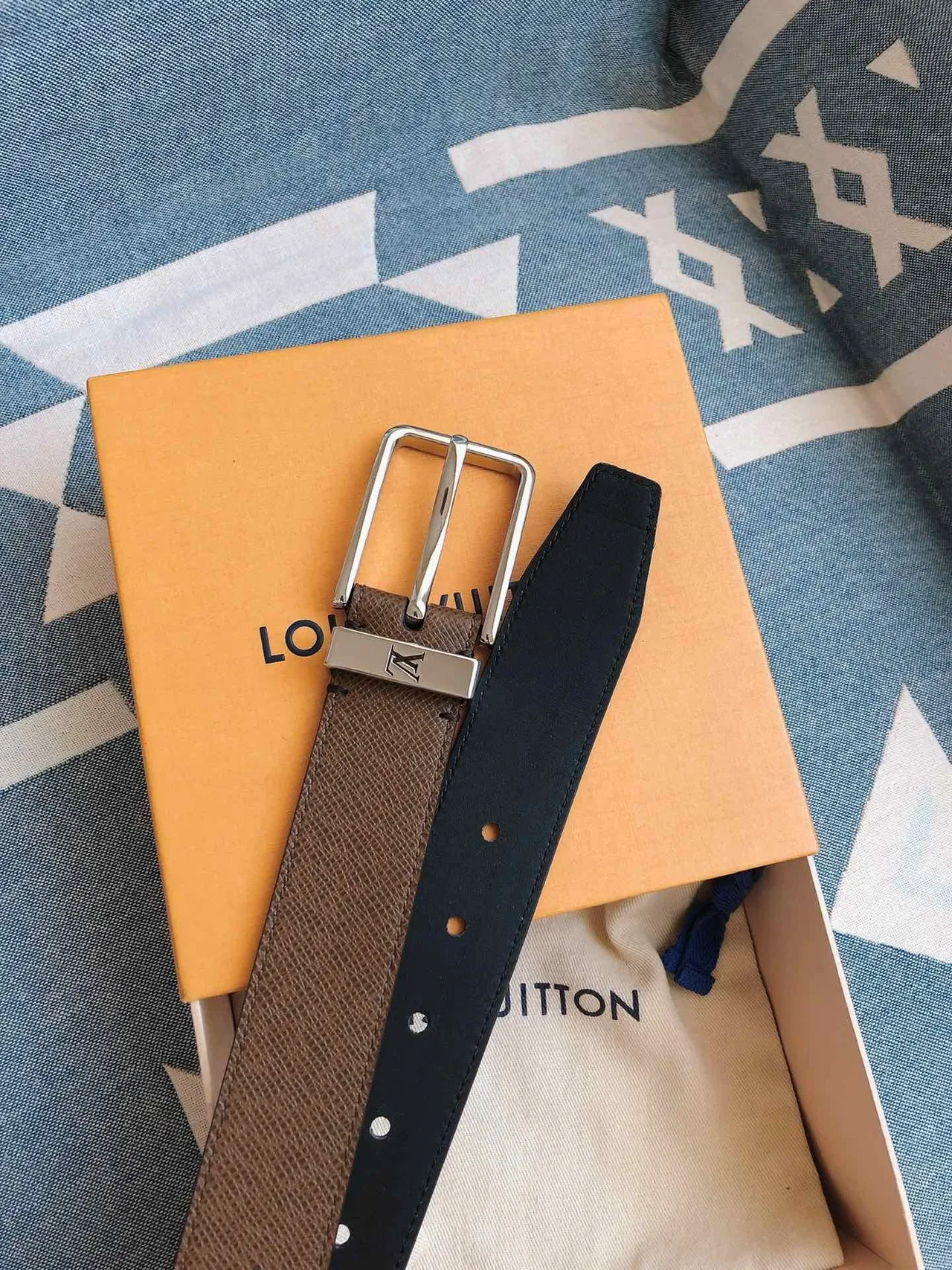 Louis Vuitton Reversible Belt Brown Silver Textured Leather Belt 2