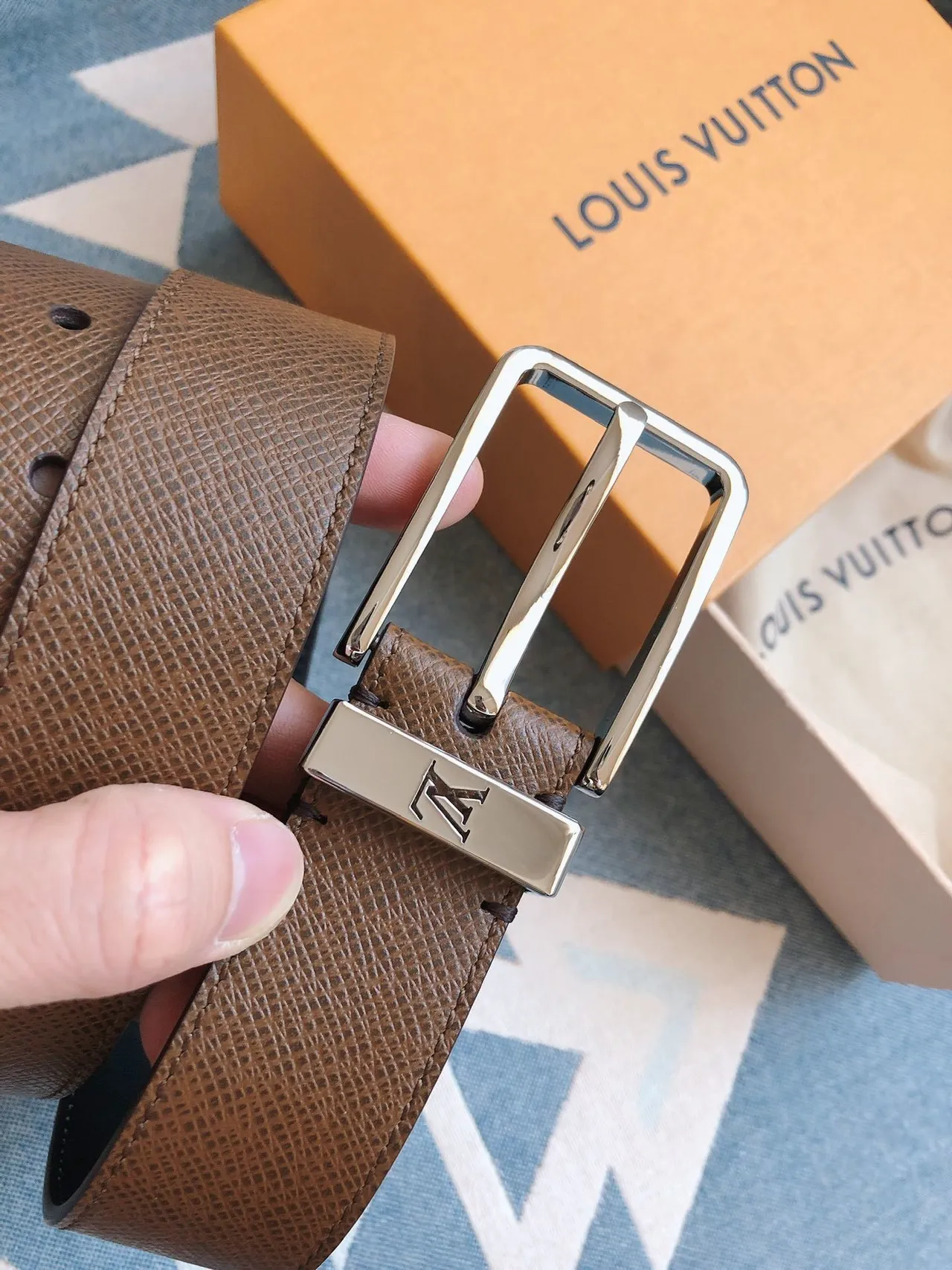 Louis Vuitton Reversible Belt Brown Silver Textured Leather Belt 8