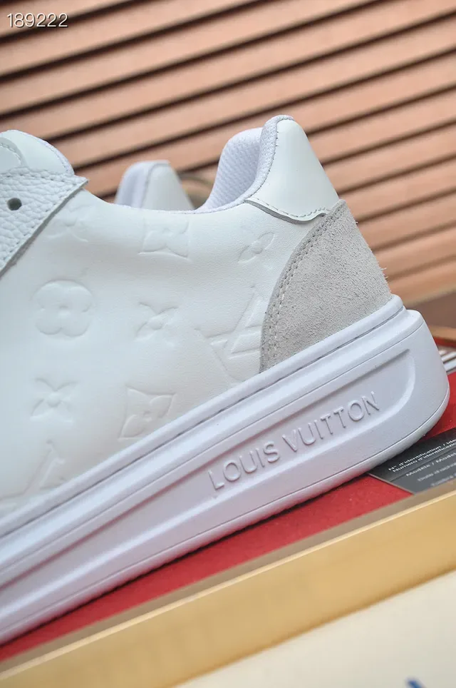 Louis Vuitton Run Away White and Gray Lifestyle Sneakers 4