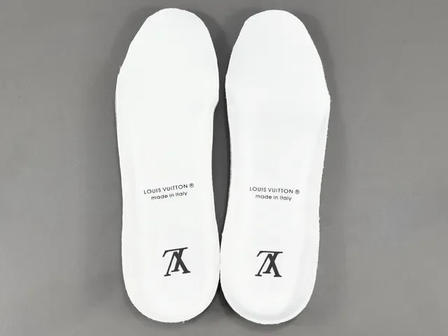Louis Vuitton Run Away White Beige Monogram Lifestyle Sneakers 3