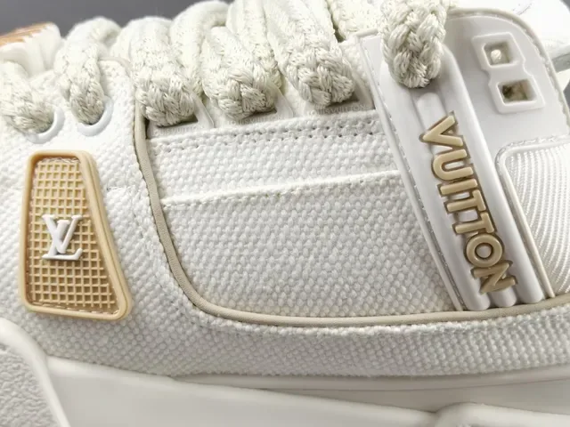Louis Vuitton Run Away White Beige Monogram Lifestyle Sneakers 8