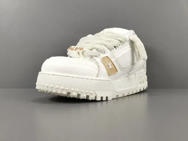 Louis Vuitton Run Away White Beige Monogram Lifestyle Sneakers 15