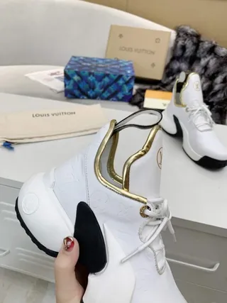 Louis Vuitton Run Away White Monogram Chunky Sneakers 4