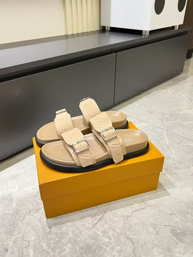 Sandales Louis Vuitton Monogram Double Sangle Casual 10