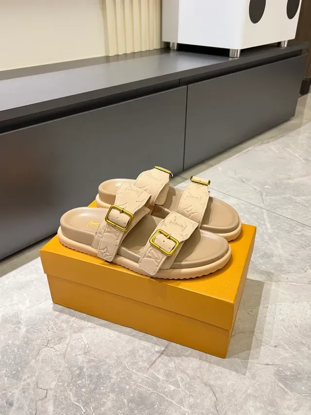 Sandales Louis Vuitton Monogram Double Sangle Casual 17