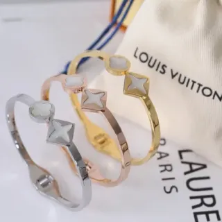 Louis Vuitton Motivo de Estrela e Trevo Bracelete Rígido de Prata e Ouro com Inlay de Madreperola