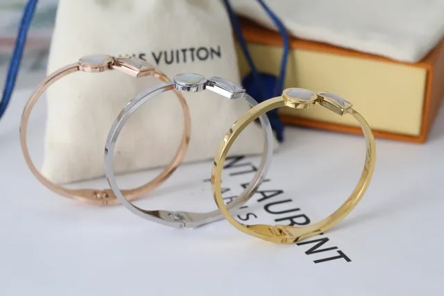 Louis Vuitton Star and Clover Motif Silver Gold Rigid Bangle Mother-of-Pearl Inlay Bracelet 8