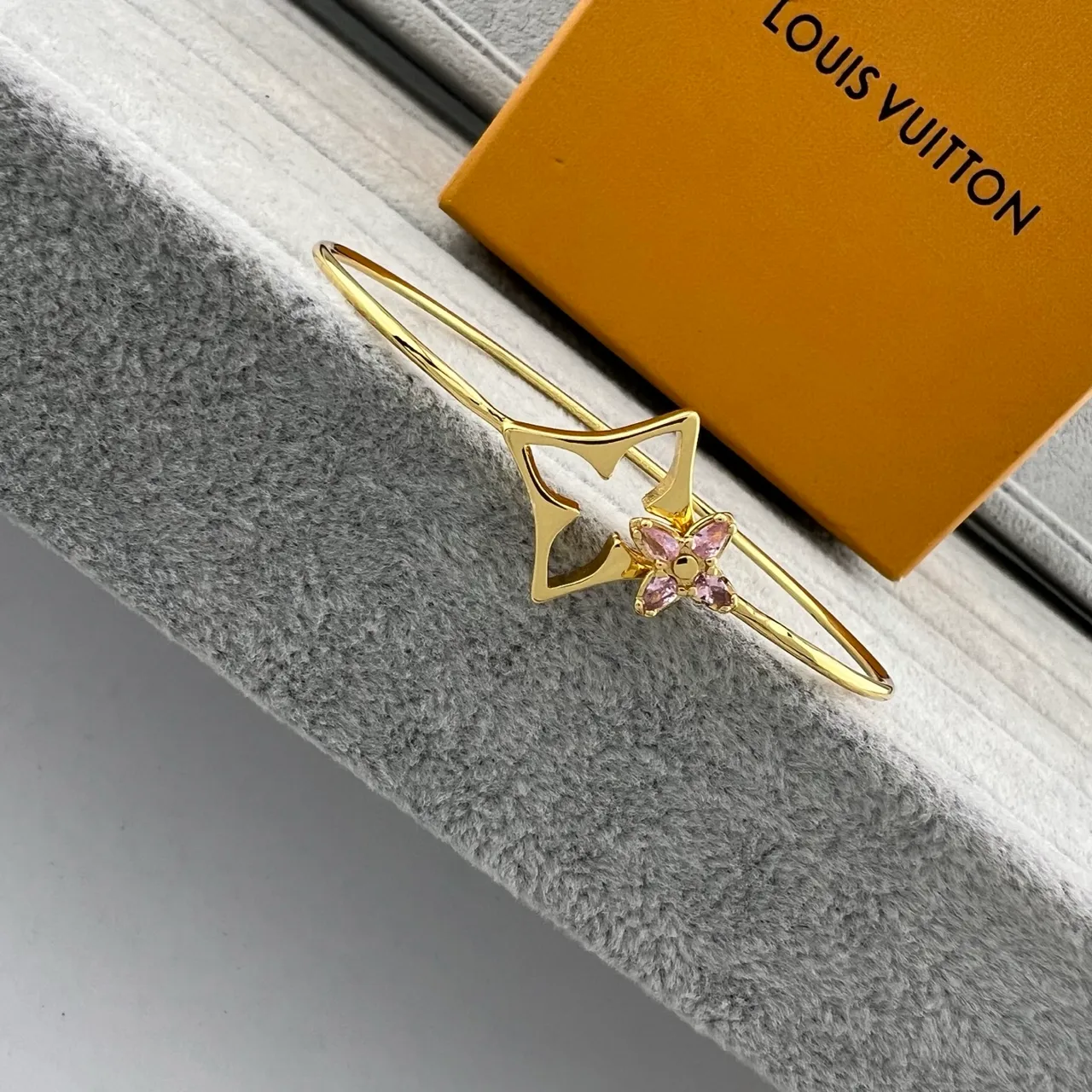 Louis Vuitton Star Motif Pink Gemstone Gold-Tone Open Bangle Bracelets 2