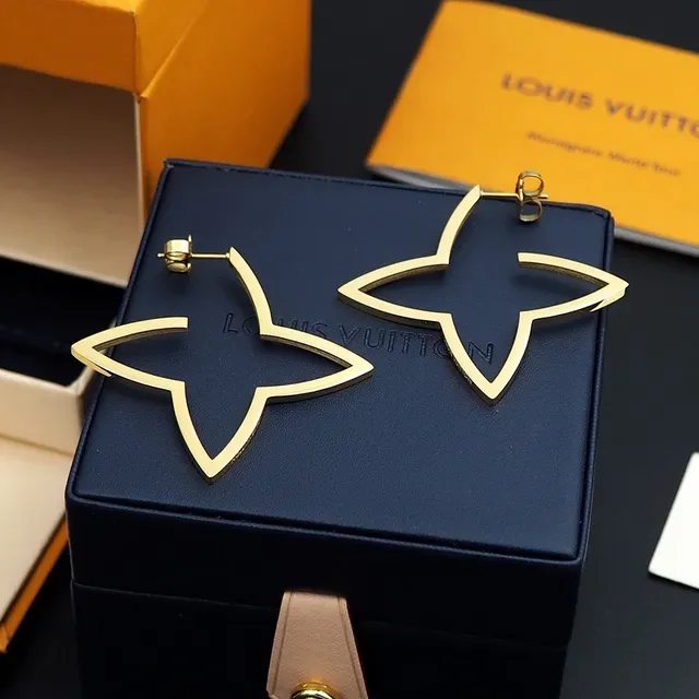 Louis Vuitton Star Outline Gold-Tone Stud Earrings 5