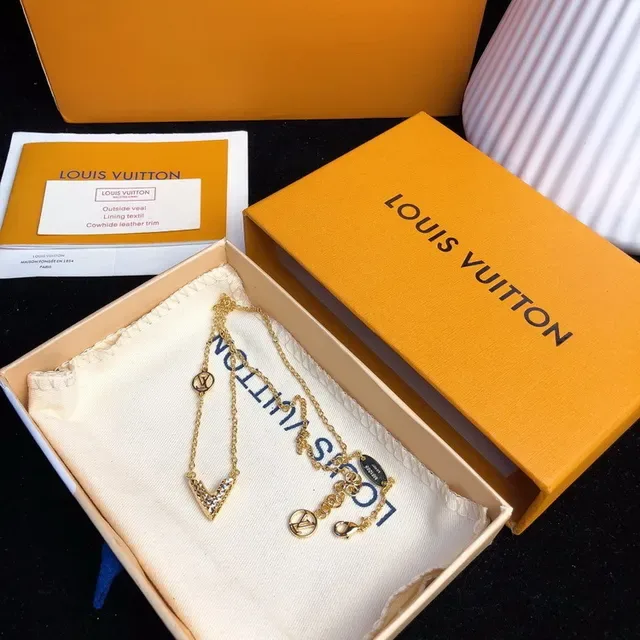Louis Vuitton V-Shaped Textured Gold-Tone Necklace 2