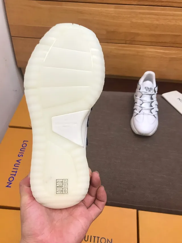 Louis Vuitton White Black Leather Wave-Shaped Overlays Chunky Sneakers 4