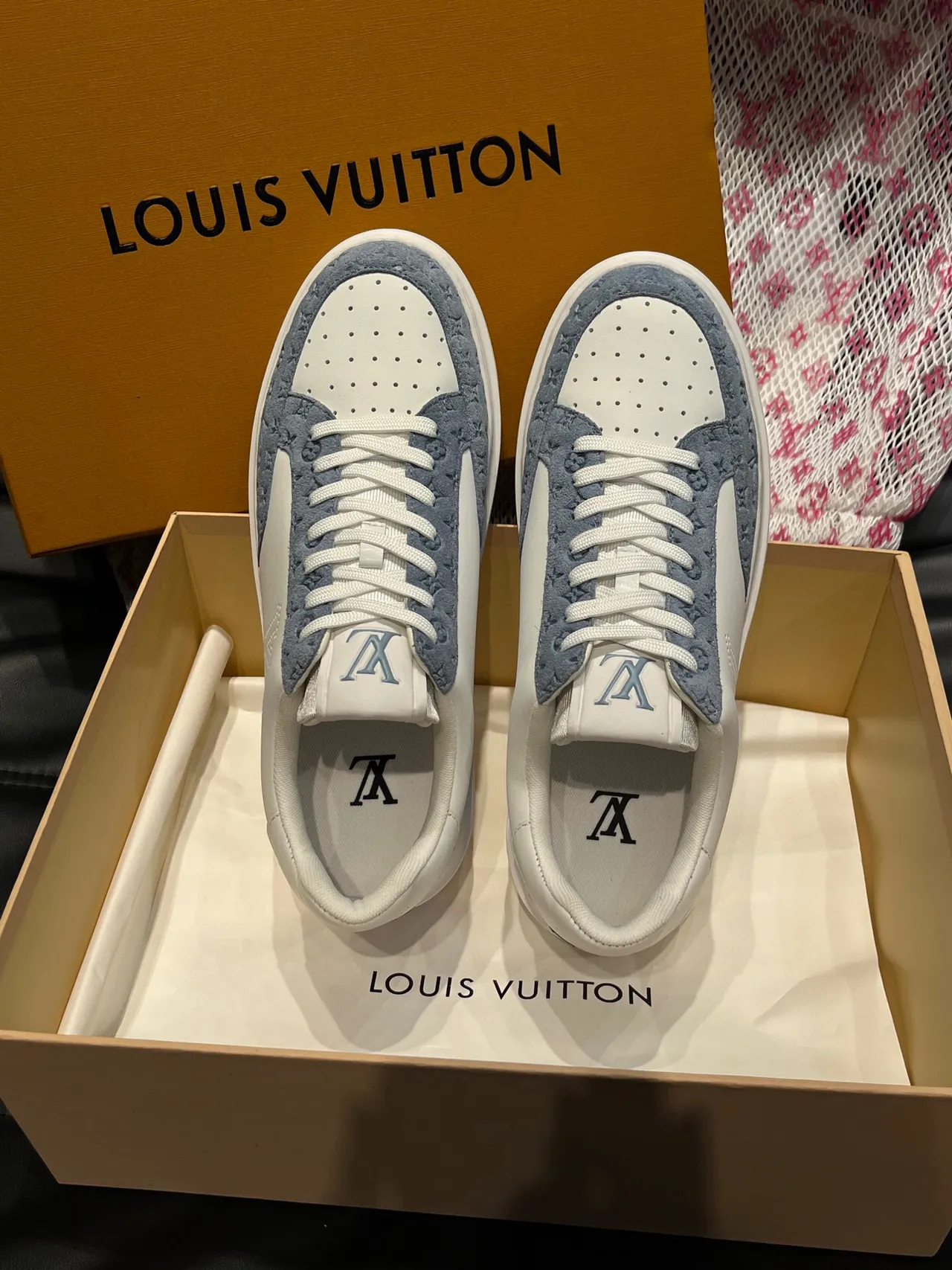 Louis Vuitton White Blue Perforated Toe Cap Monogrammed Suede Overlays Lifestyle Sneakers 4